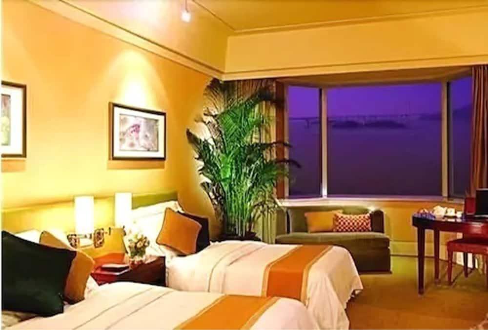 Guangzhou Nansha Grand Hotel Exterior photo