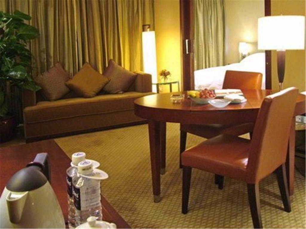 Guangzhou Nansha Grand Hotel Room photo
